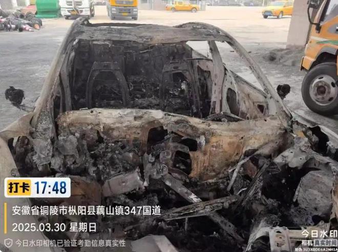 军哥变成讨伐的声音舆论压力来的太快龙8国际头号玩家雷军评论区沦陷！从(图17)